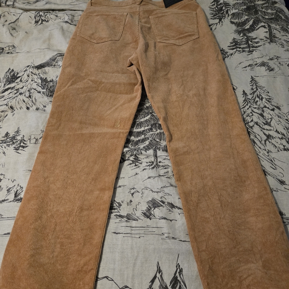 Volcom cords 30